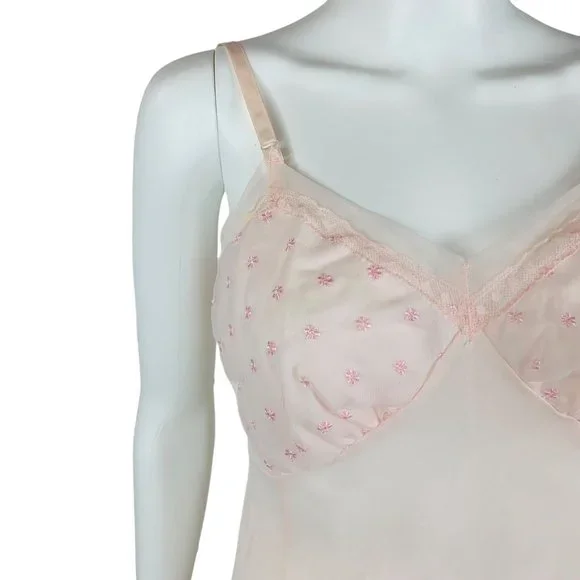 Vintage 60s Baby Pink Slip Embroidered Daisies Venusform Lingerie